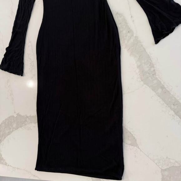 Windsor Cute the City Bodycon Knit Midi Dress Women's Medium Black Bell Sleeve - Picture 2 of 7